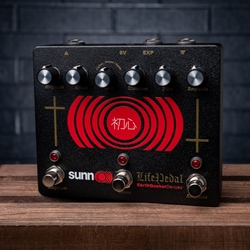 Earthquaker Devices Life Pedal V3 Distortion & Boost with Octave